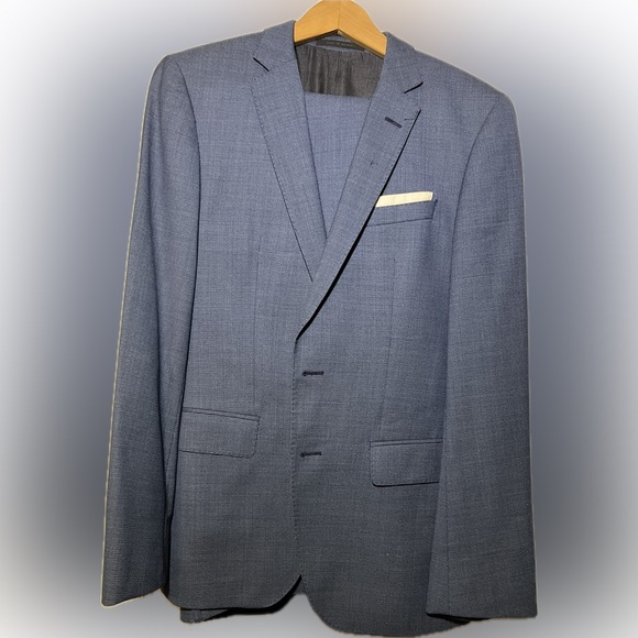 Hugo Boss Blue Suit - 38R - Slim Fit - Picture 1 of 9